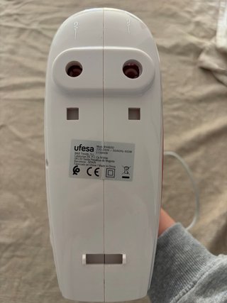 Amasadora de mano Ufesa Activa Roja y Blanca