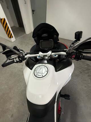 Ducati Multistrada 1260 pikes peak
