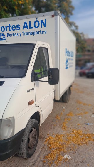 Servicio profesional de transporte y mudanzas en l