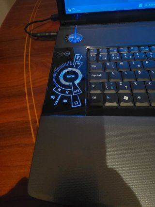 Acer Aspire 8930 - Pantalla 18.5
