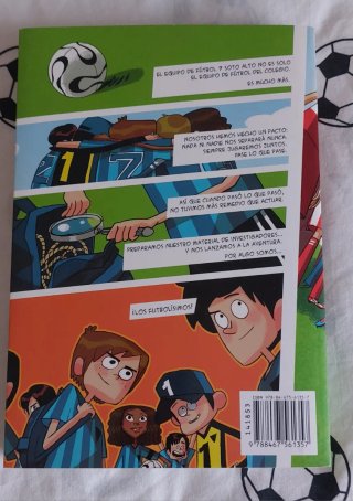 Los Futbolísimos. El misterio de los árbitros d...