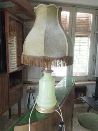 Lampada da tavolo giada e oro