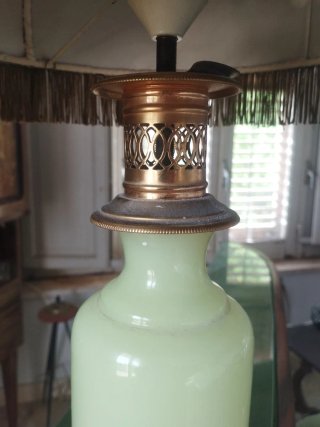 Lampada da tavolo giada e oro