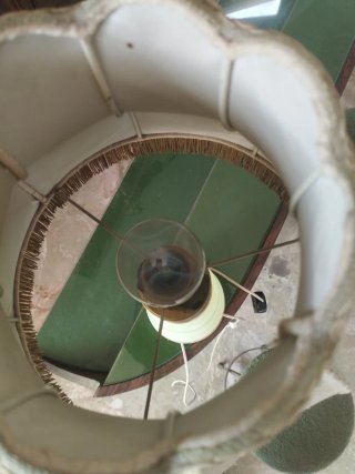 Lampada da tavolo giada e oro