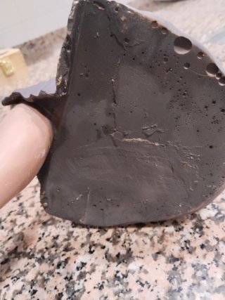 Figura decorativa mujer sentada