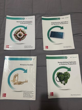 Libros de farmacia FP primero