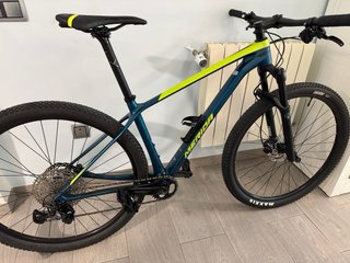 Bicicleta Merida Carbono specialized orbea trek bh