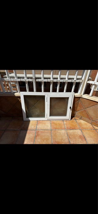 Ventana aluminio blanco 69x120