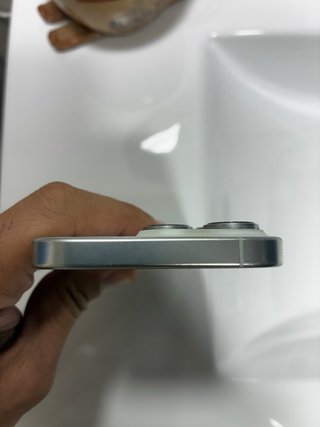iPhone 16 Pro 128GB Blanco + carcasas