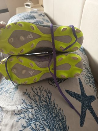 Botas de fútbol Adidas niña