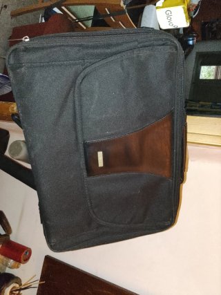 Funda portátil negra