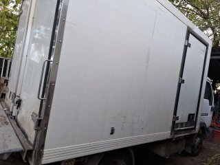 Nissan Cabstar 2003