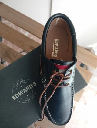 Náuticos Edward's piel negra T41