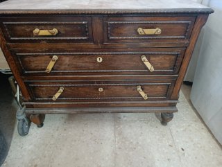 Mueble antiguo madera y metal