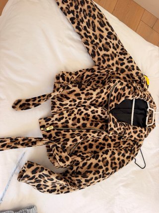 Cazadora Zara Leopardo Talla XL