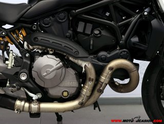 DUCATI MONSTER 821