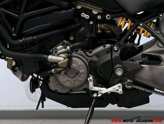 DUCATI MONSTER 821
