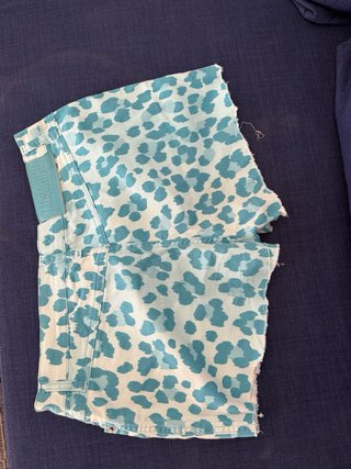 Shorts Moschino fantasia leopardata