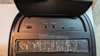 Altavoz Karaoke 100W RMS + 2 Micrófonos UHF