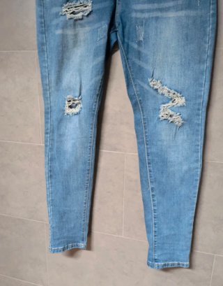 Vaqueros mujer desgastados cintura 43cm