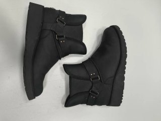 Botines UGG Negros Talla 38