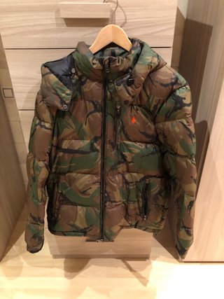 Chaqueta plumas Ralph Lauren.