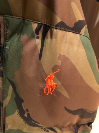 Chaqueta plumas Ralph Lauren.