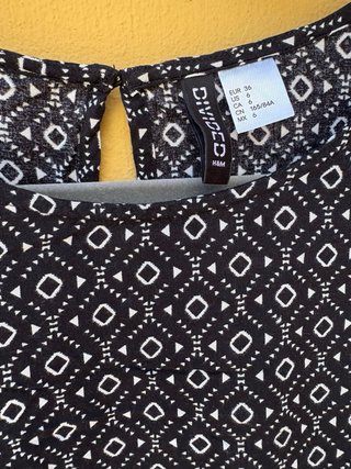 Blusa H&M geometrica a manica lunga Taglia S