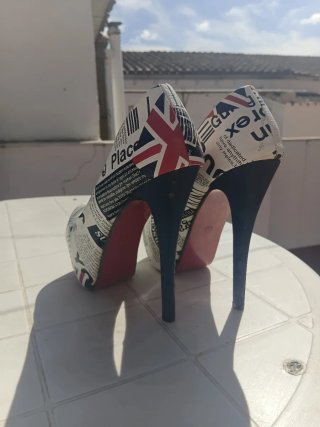 Zapatos de tacón con estampado Union Jack