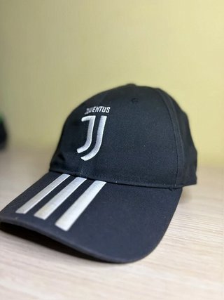 Cappello Adidas Juventus Nero / Rosso - Taglia...