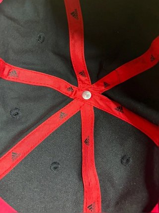 Cappello Adidas Juventus Nero / Rosso - Taglia...