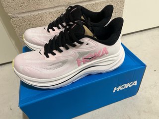 Zapatillas Hoka Mujer Rosa y Blanco