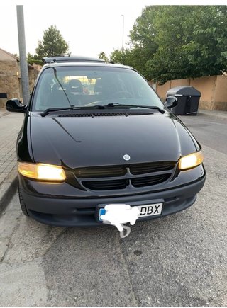 Chrysler Voyager 2004 habilitado discapacitados