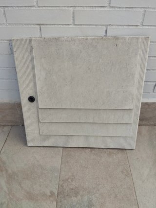 PUERTA ARMARIO TOMA GAS