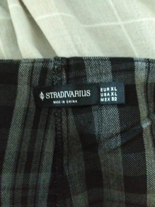 Falda pantalón cuadros gris y negro