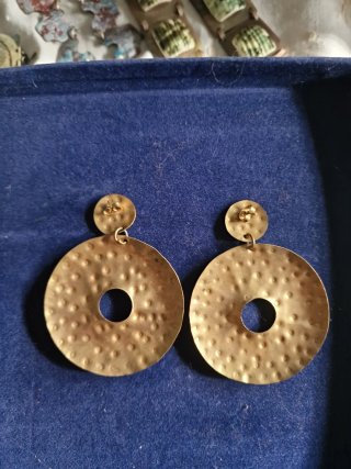 Orecchini vintage pendenti dorati