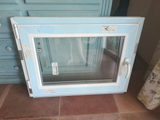 Ventana PVC con Manilla Blanca 60 x 80cm