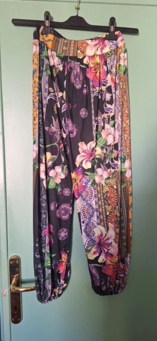 Pantaloni estivi floreali patchwork