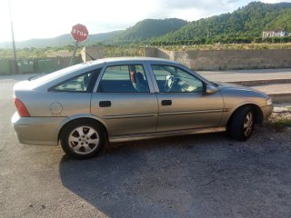 Opel Vectra 1999
