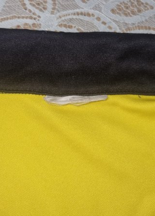 Maillot Adidas Amarillo y Negro