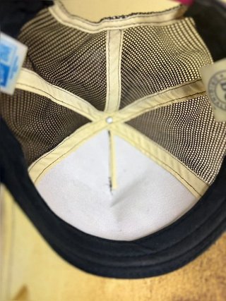 Cappellino Trucker New Era Nero Grafica...