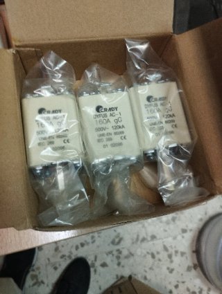 3 Fusibles CRADY DYFUS AC-1 160A gG