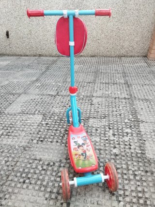 Patinete Patrulla Canina con bolso
