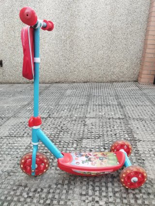 Patinete Patrulla Canina con bolso
