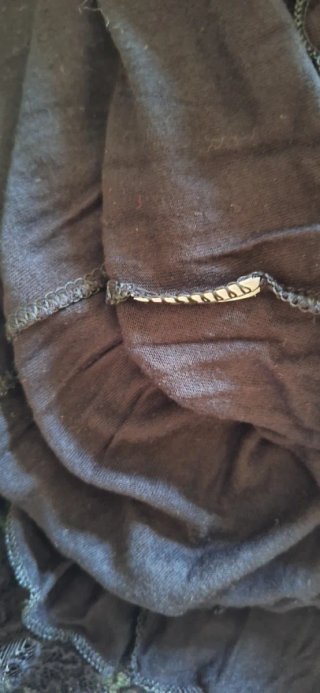 Elegante abito corto pizzo nero