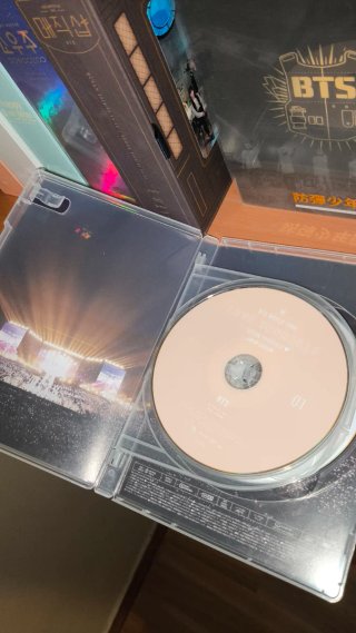 DVD BTS Love Yourself Speak Yourself Japan