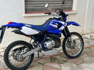Yamaha DT 125 Enduro/Motocross Azul/Blanco.