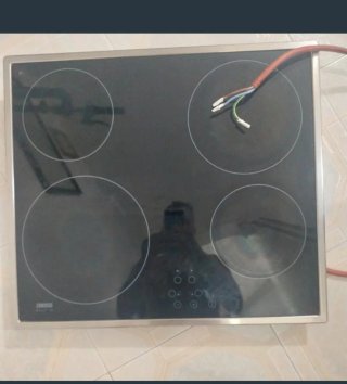 Vitrocerámica Zanussi 4 fuego