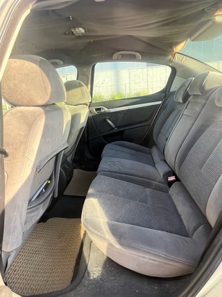 Peugeot 407 2004 1.6 HDI