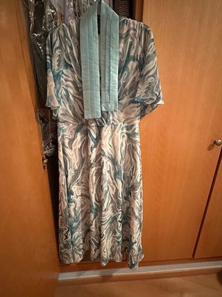Vestido estampado azul y verde talla 40